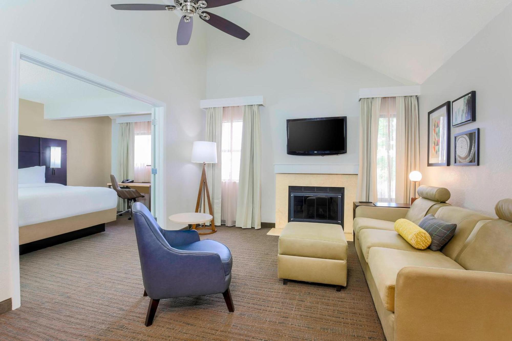 Residence Inn Boston North Shore/Данверс Екстер'єр фото