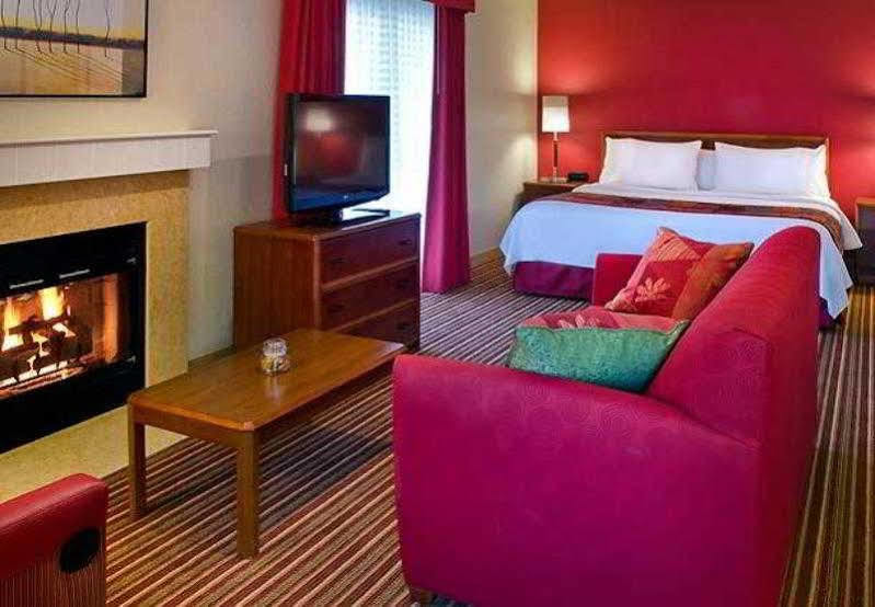 Residence Inn Boston North Shore/Данверс Екстер'єр фото