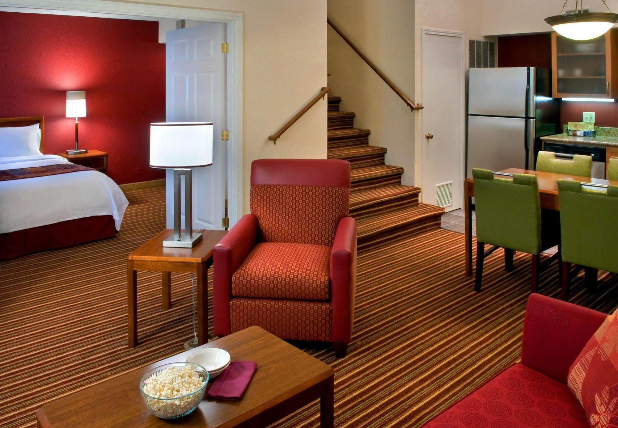 Residence Inn Boston North Shore/Данверс Екстер'єр фото